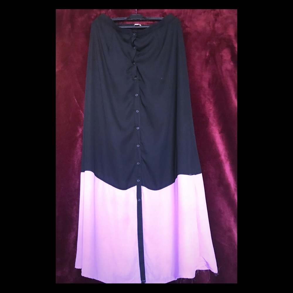 Fun, skater / surfer skirt ! Button down snaps